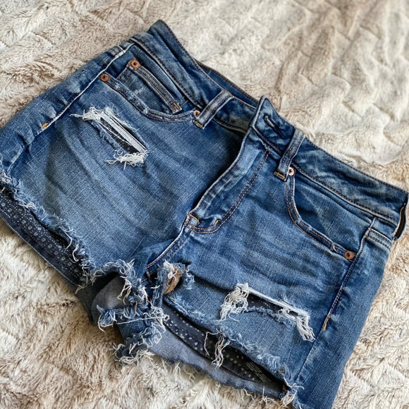 Shorts - Picture 1 of 2